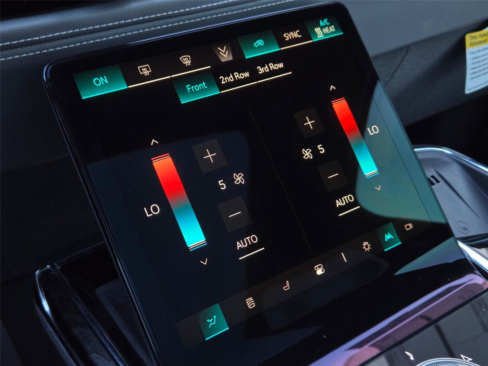 2026 Cadillac Escalade IQL Luxury - Photo 21