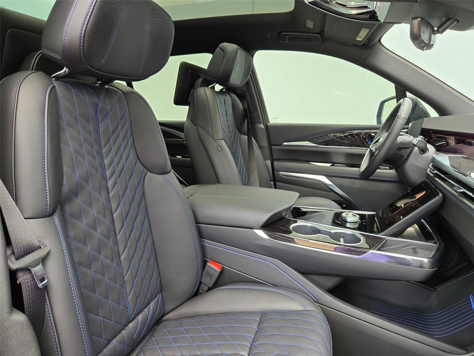 2026 Cadillac Escalade IQ Sport - Photo 28