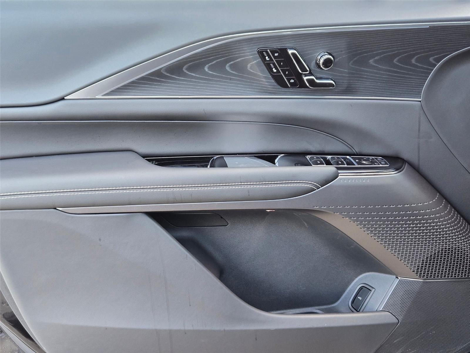 2026 Cadillac LYRIQ Sport - Photo 25