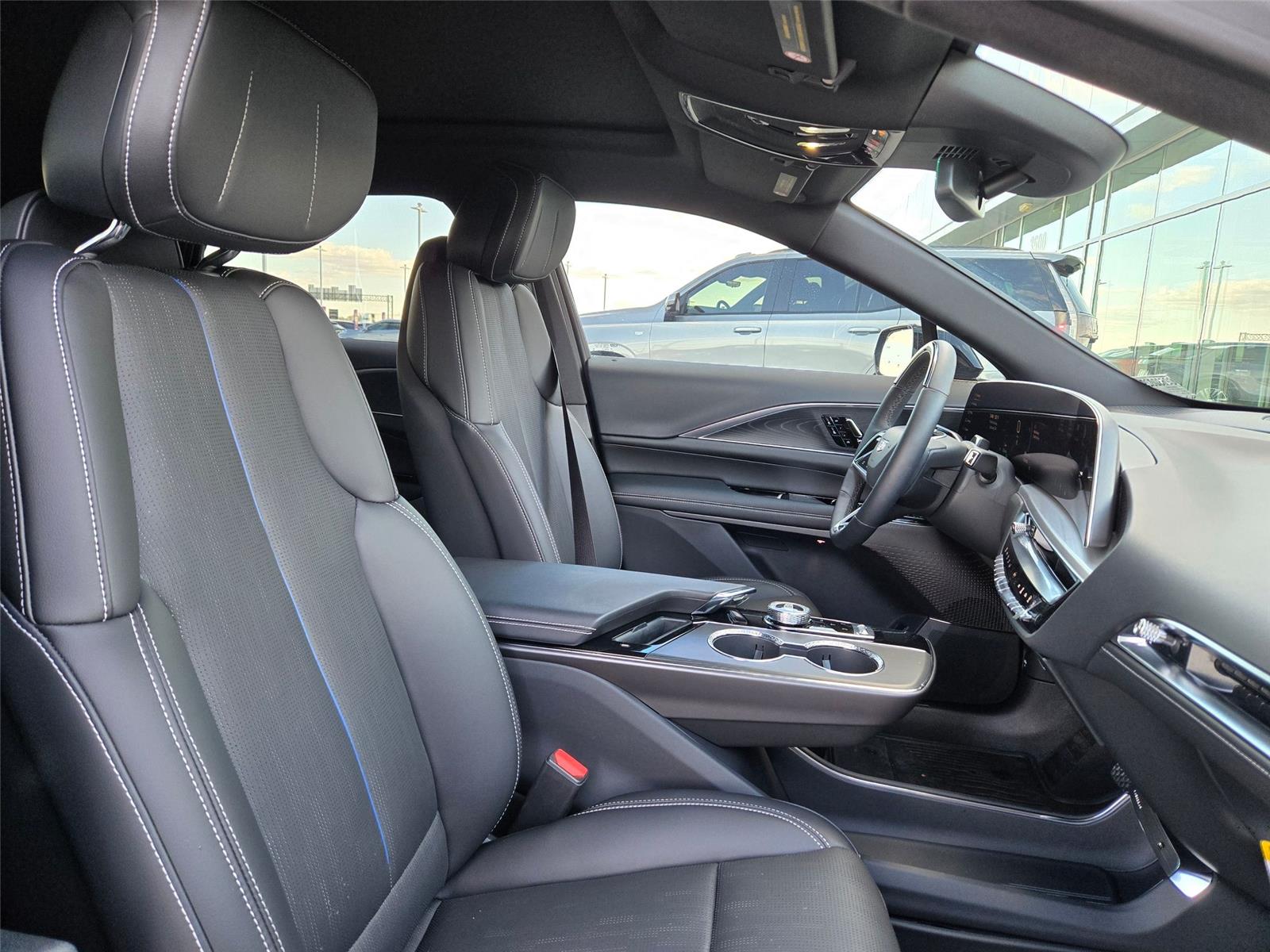 2026 Cadillac LYRIQ Sport - Photo 29