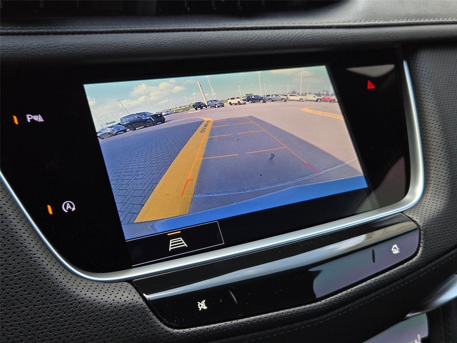 2026 Cadillac XT5 Luxury - Photo 18