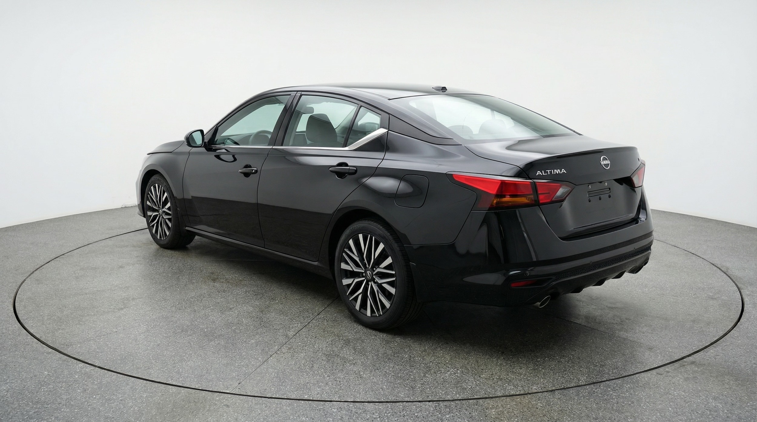 Thumbnail: 2025 Nissan Altima - 5