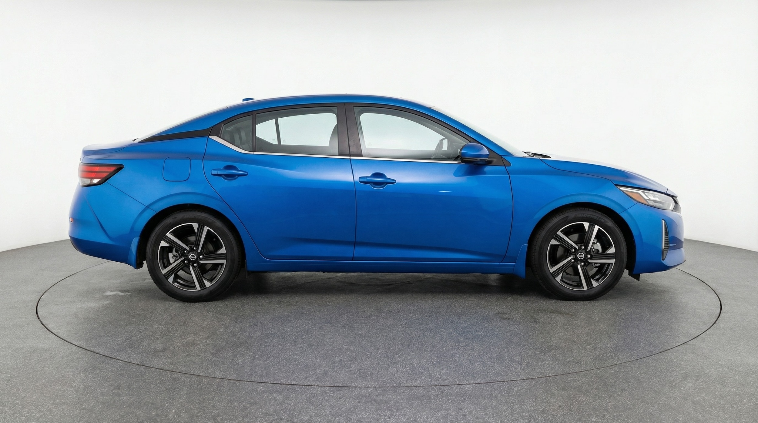 Thumbnail: 2025 Nissan Sentra - 8