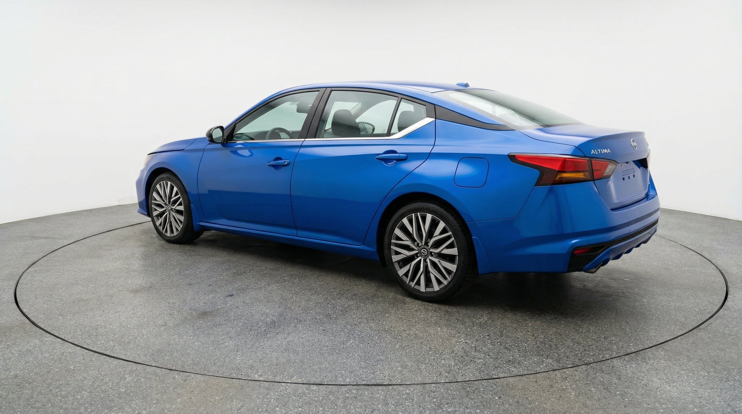Thumbnail: 2025 Nissan Altima - 6