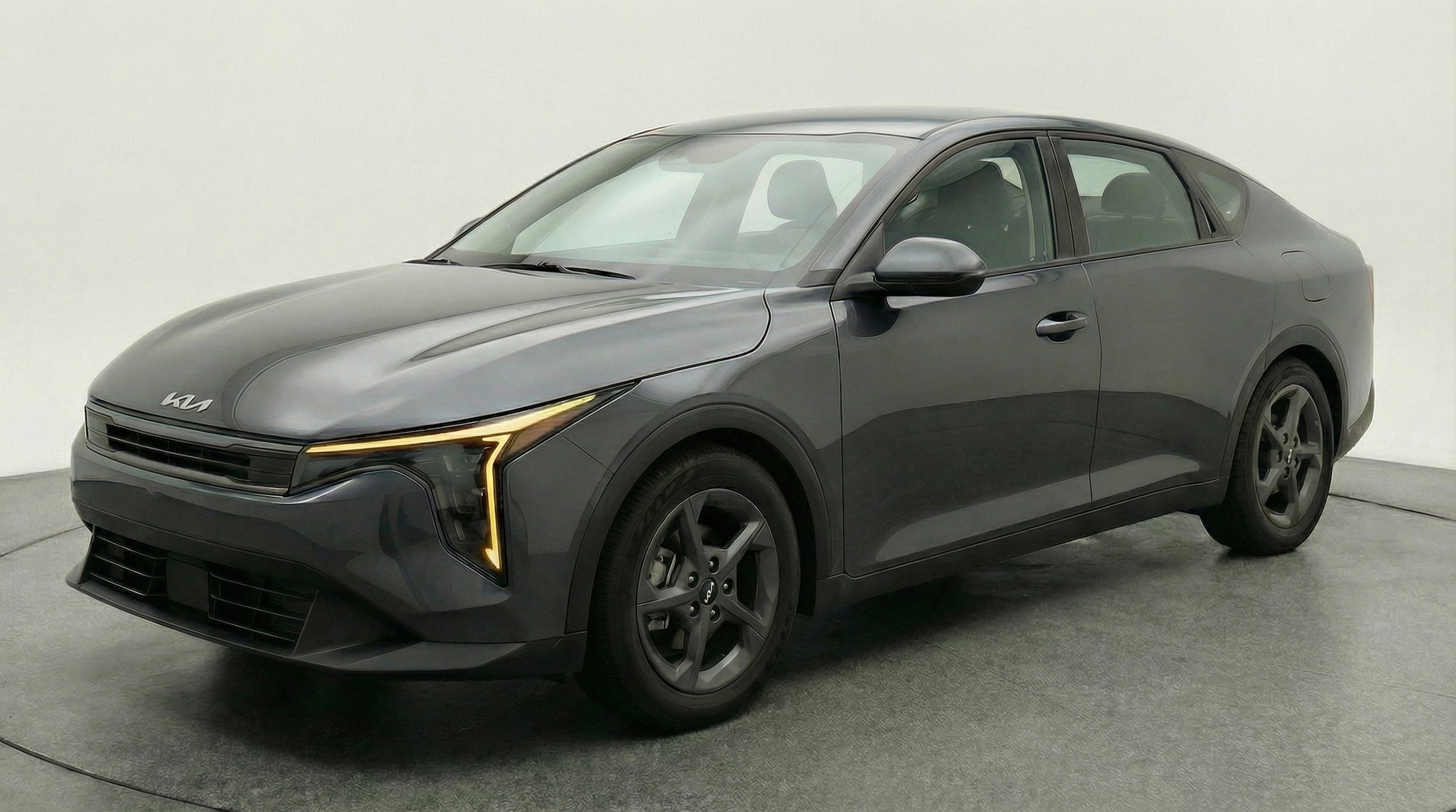 Thumbnail: 2025 Kia K4 - 3