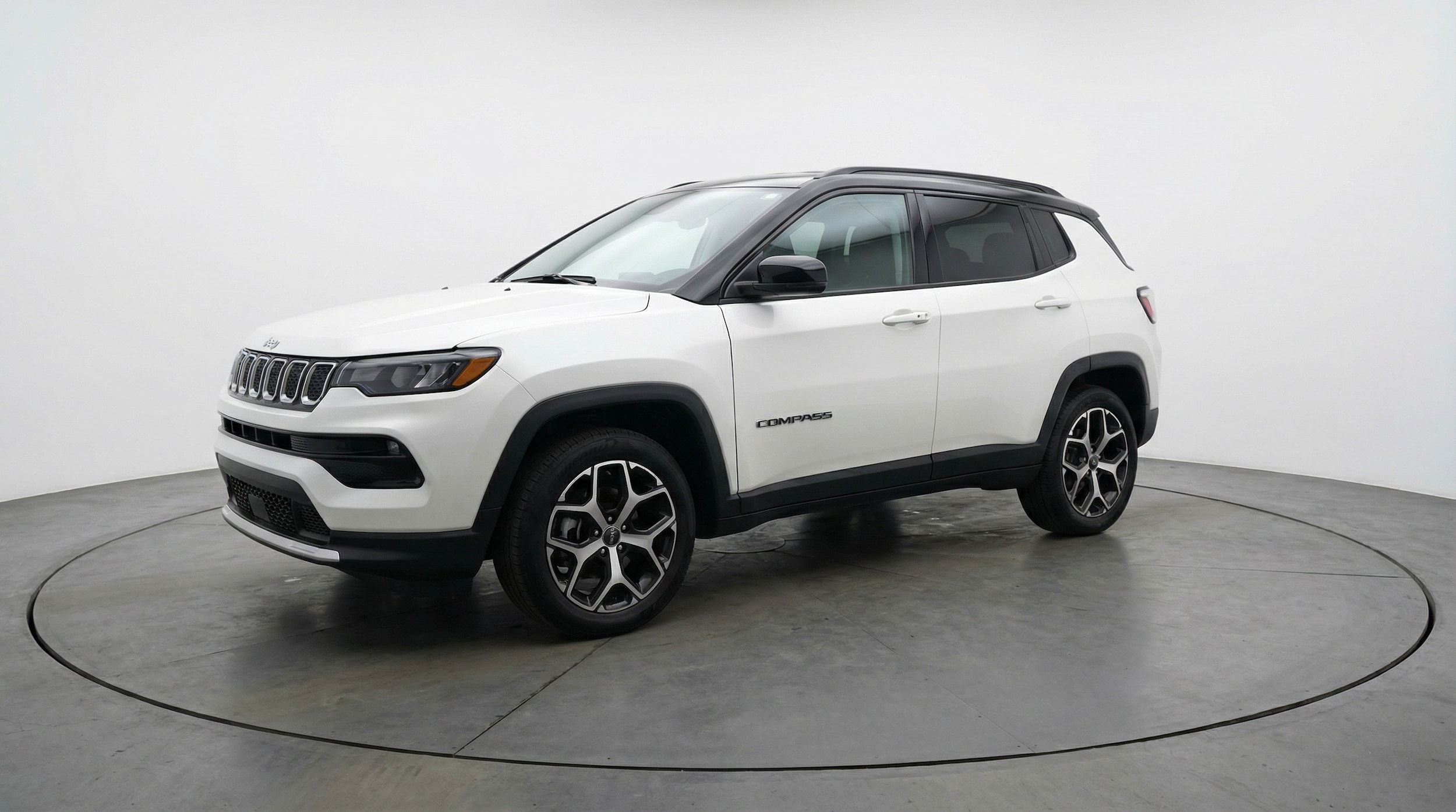 Thumbnail: 2025 Jeep Compass - 3