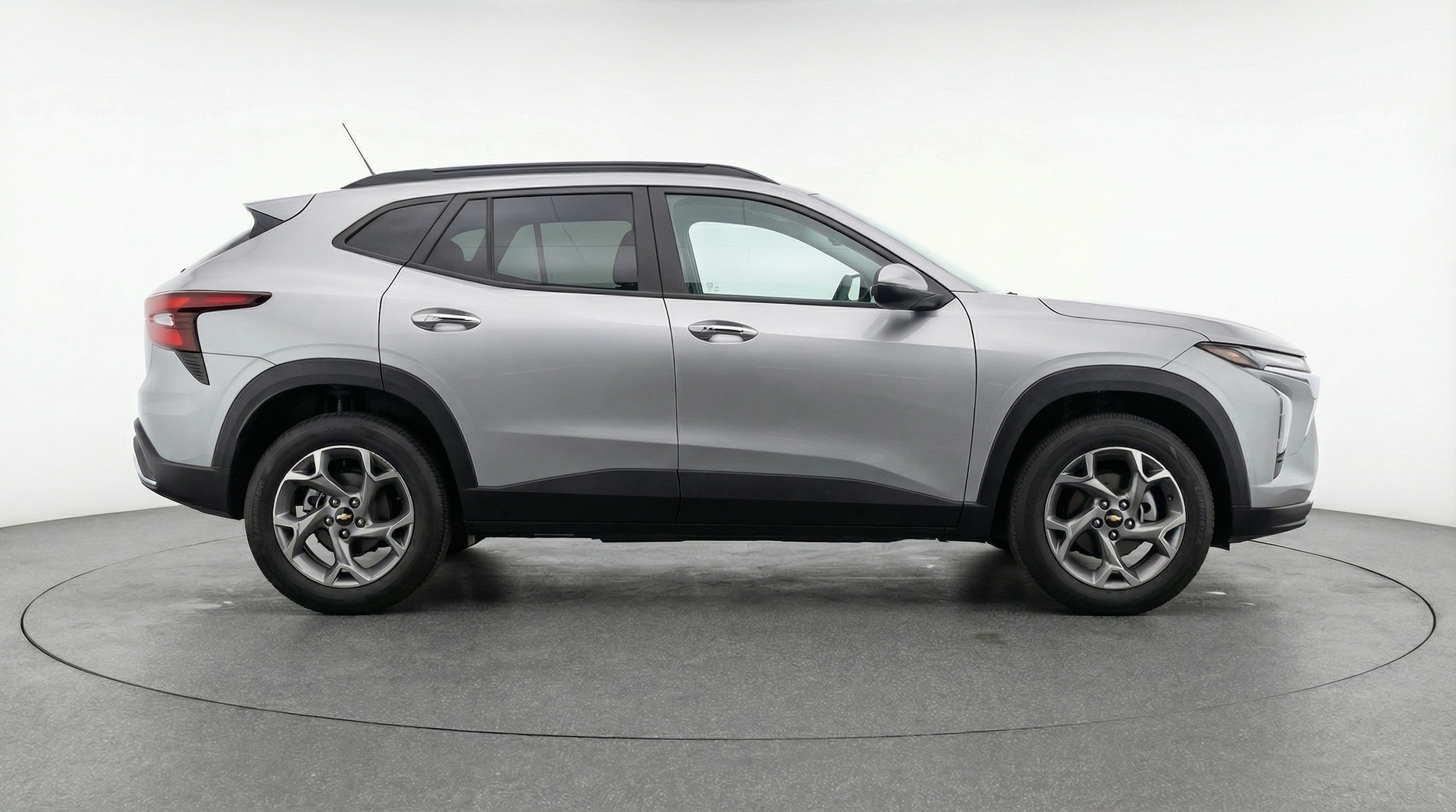 Thumbnail: 2025 Chevrolet Trax - 8