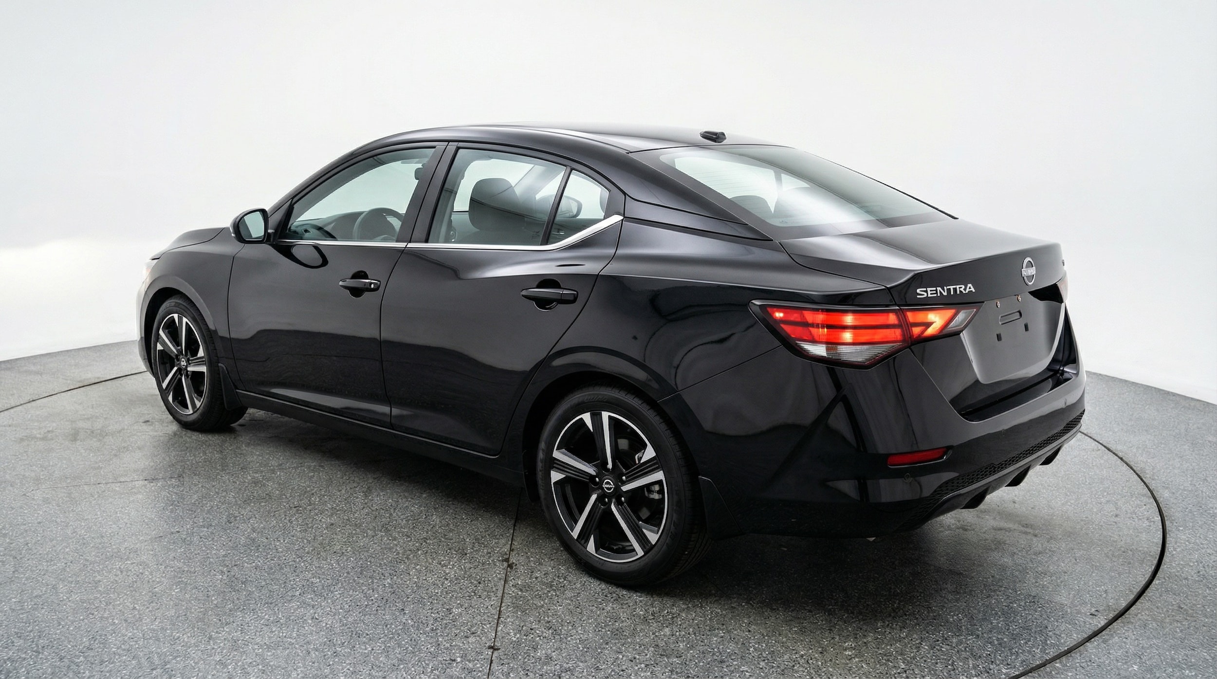 Thumbnail: 2025 Nissan Sentra - 5