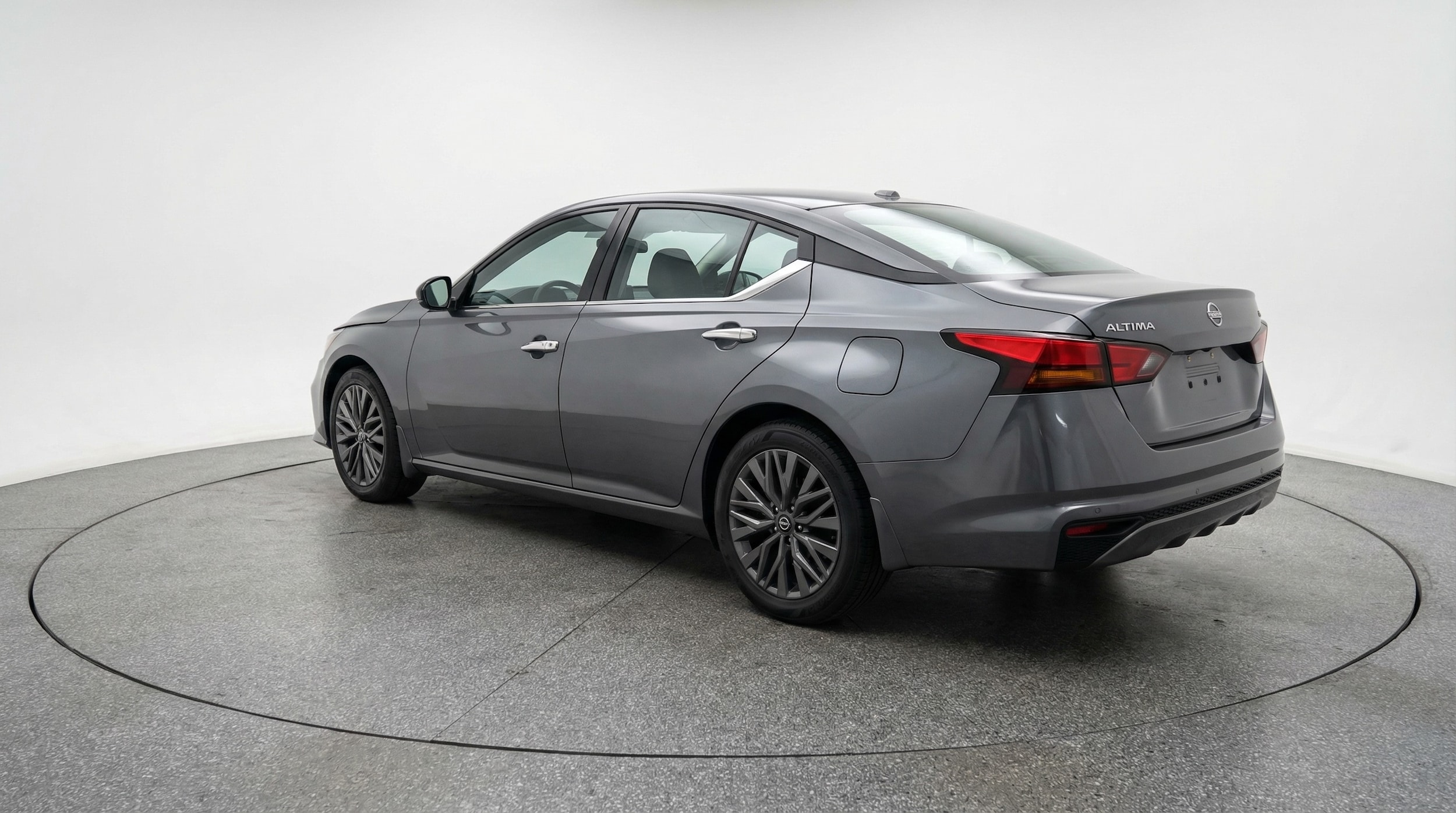 Thumbnail: 2025 Nissan Altima - 5