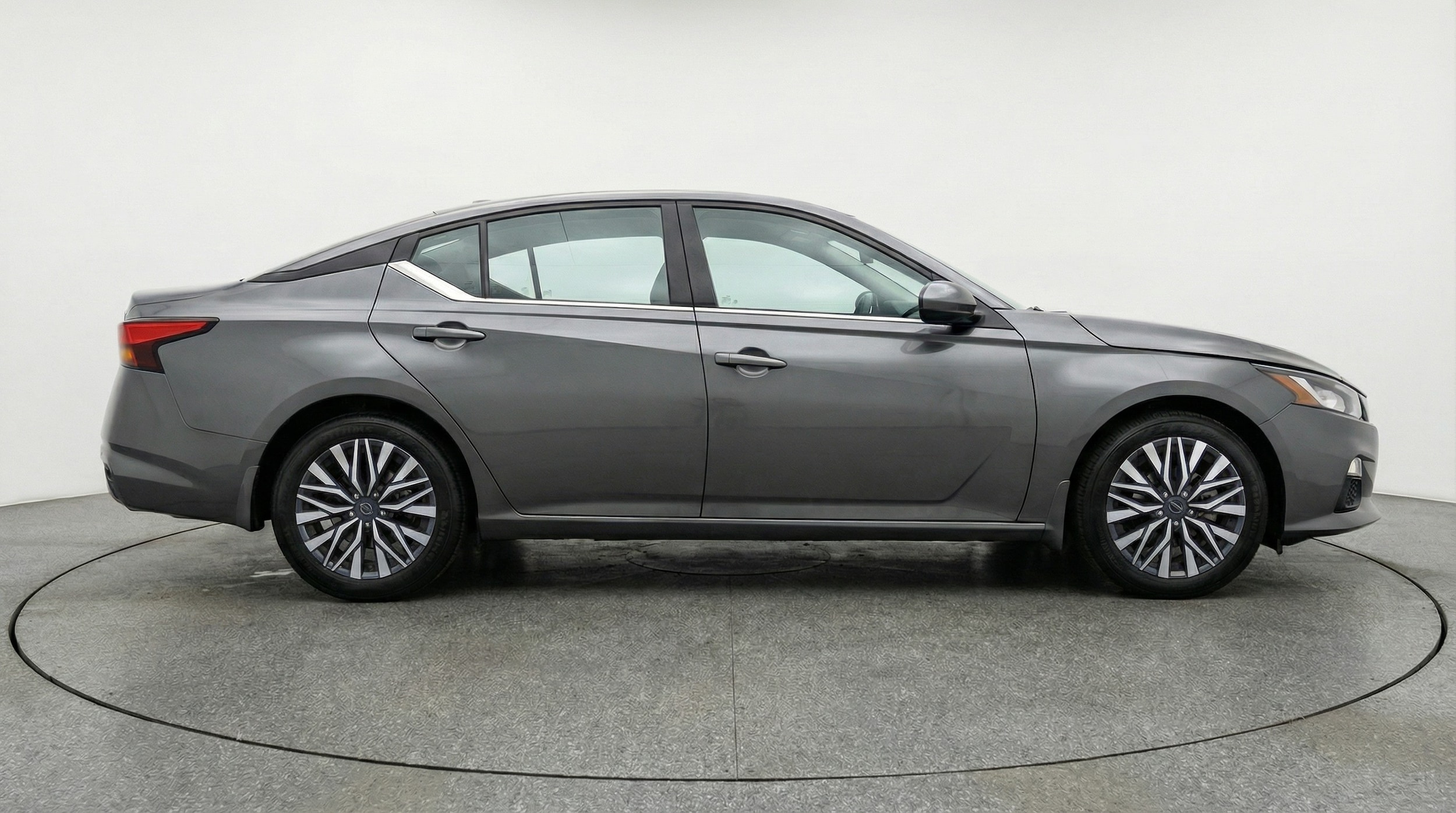 Thumbnail: 2025 Nissan Altima - 8