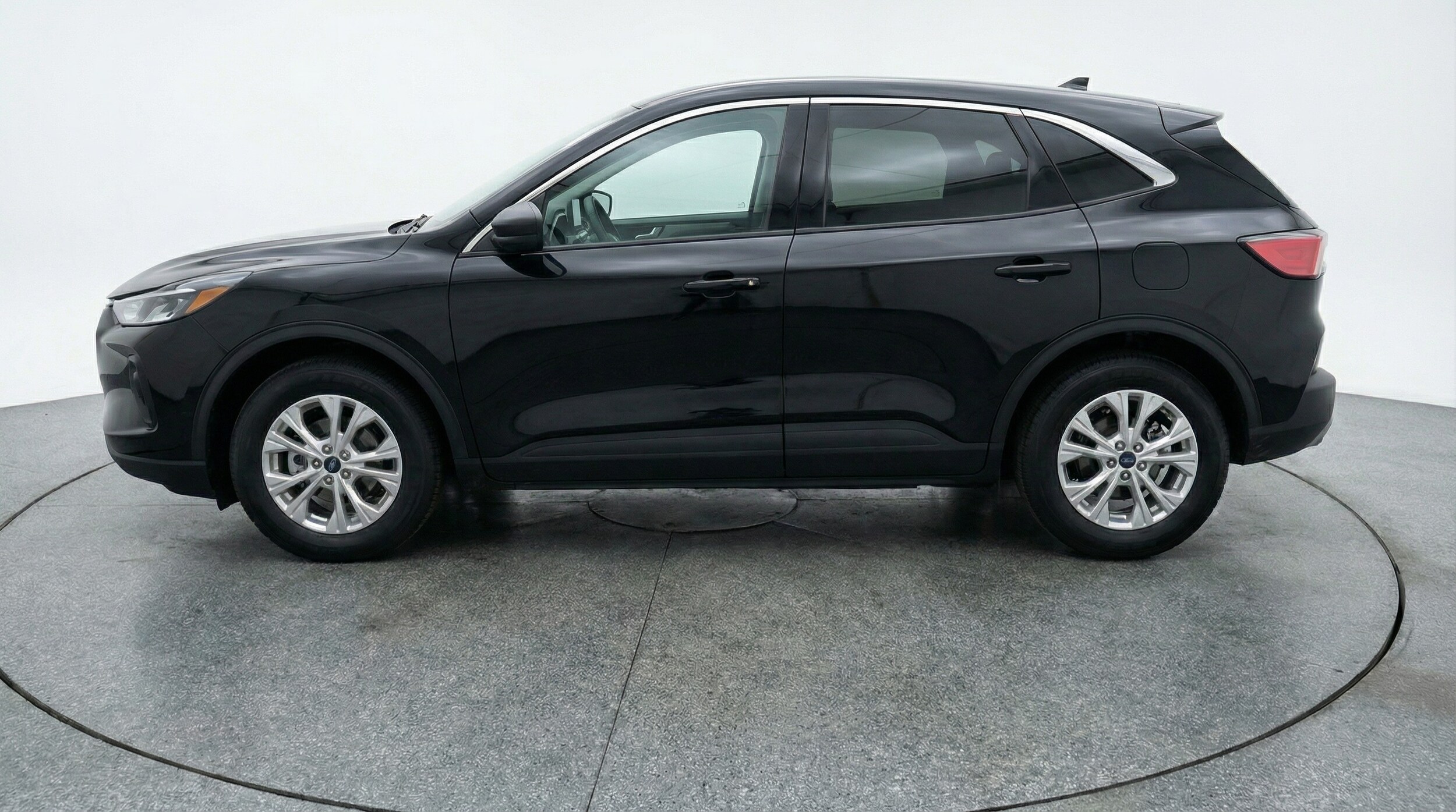 Thumbnail: 2024 Ford Escape - 4