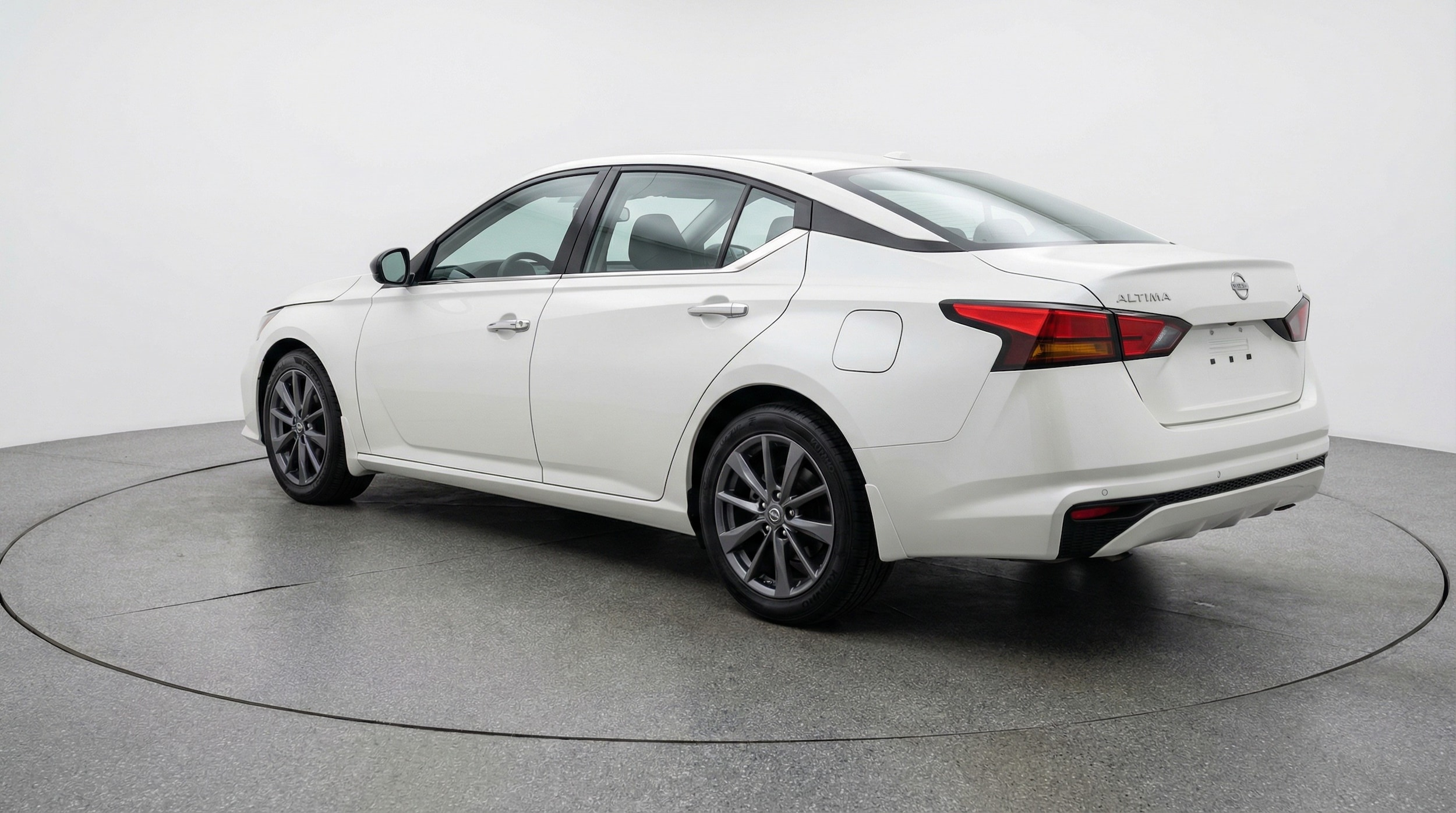 Thumbnail: 2025 Nissan Altima - 5