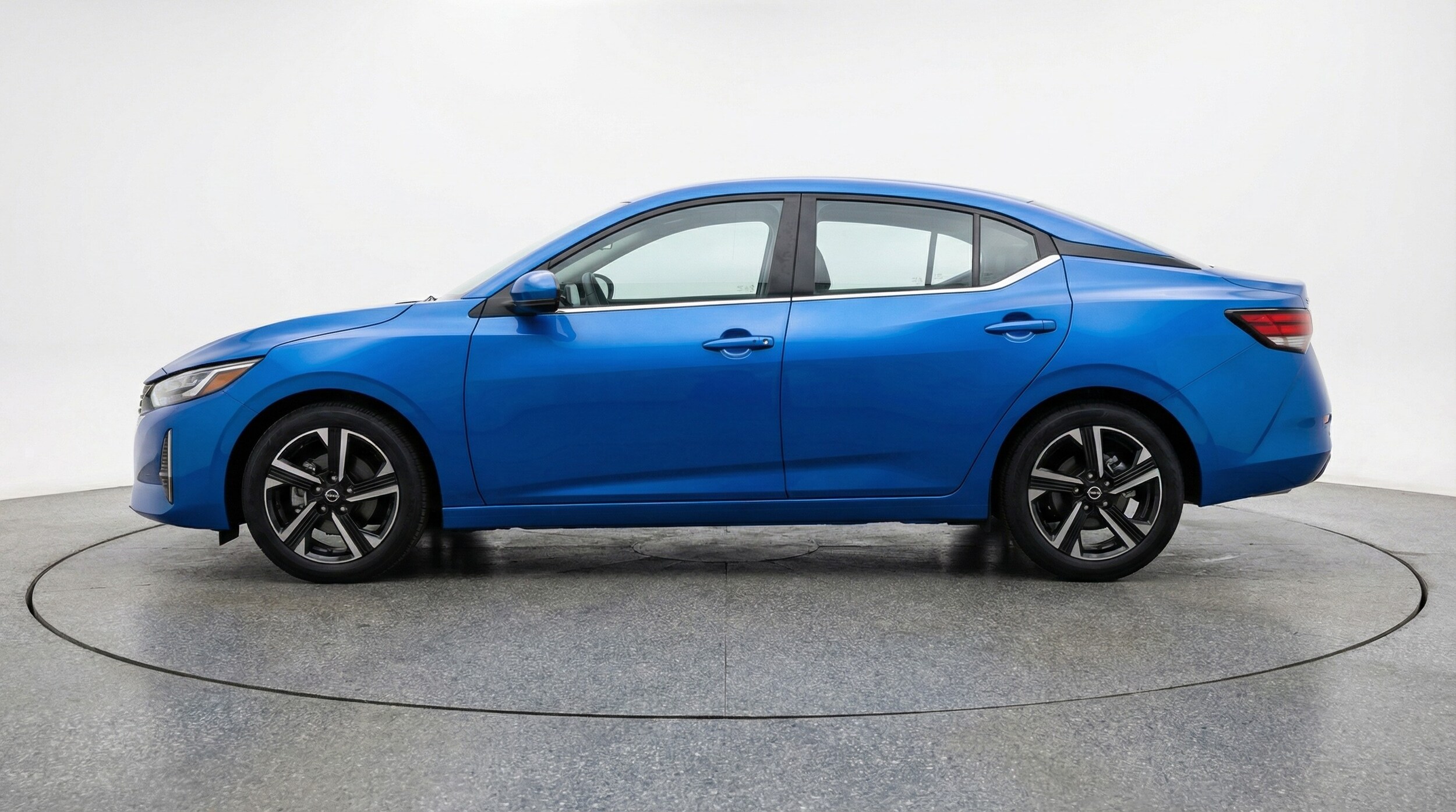 Thumbnail: 2025 Nissan Sentra - 4