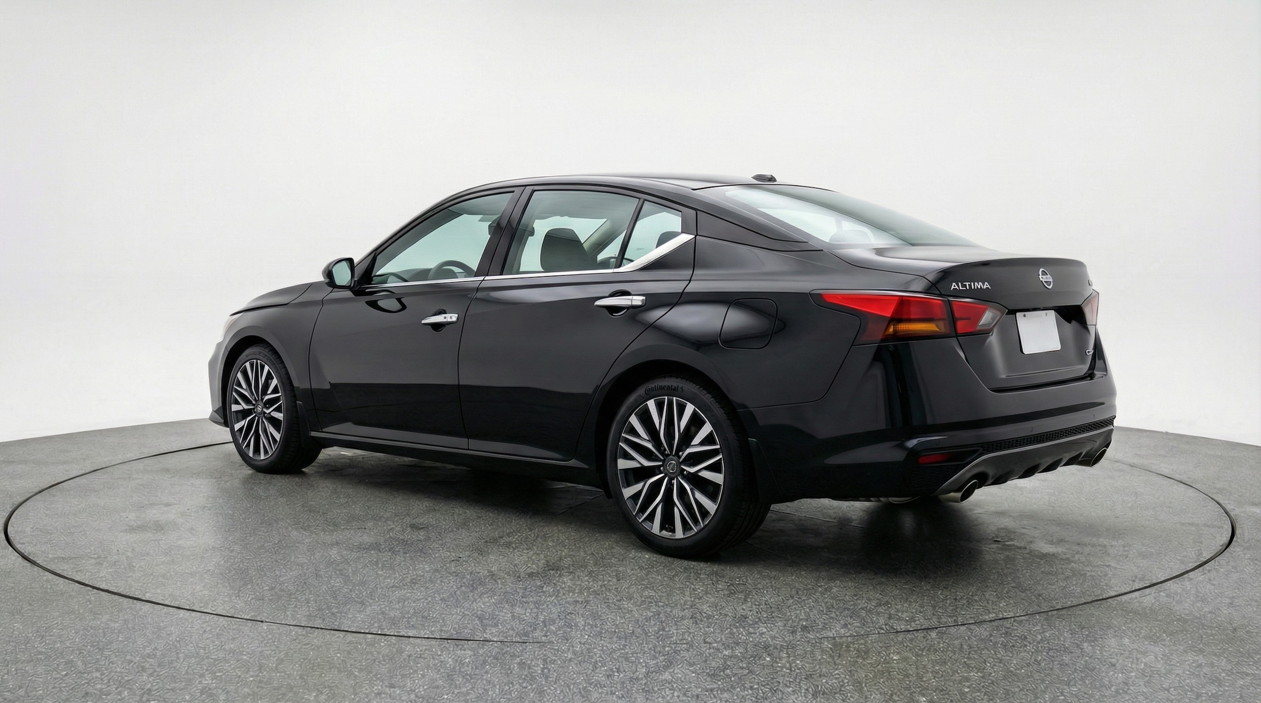 Thumbnail: 2025 Nissan Altima - 5