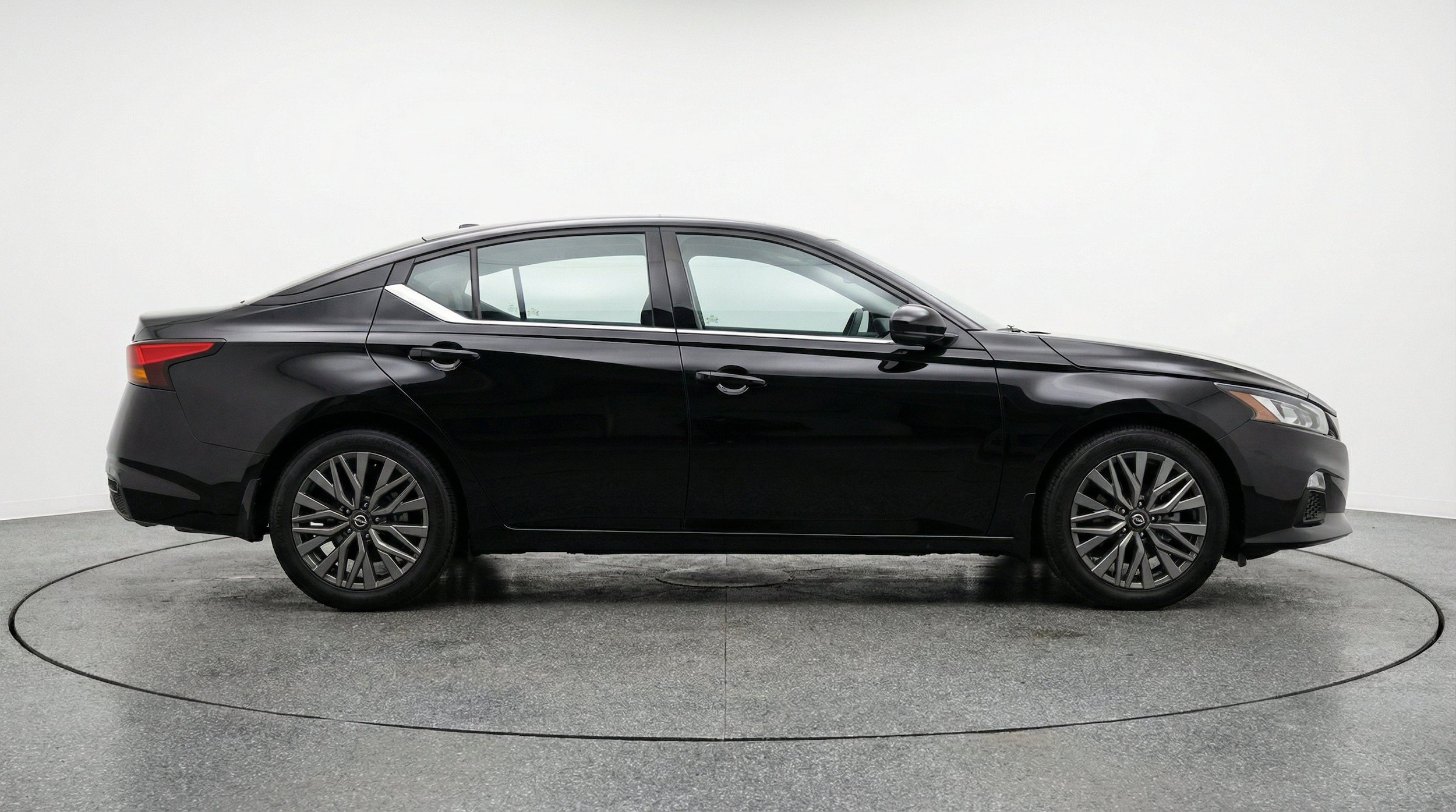 Thumbnail: 2025 Nissan Altima - 11