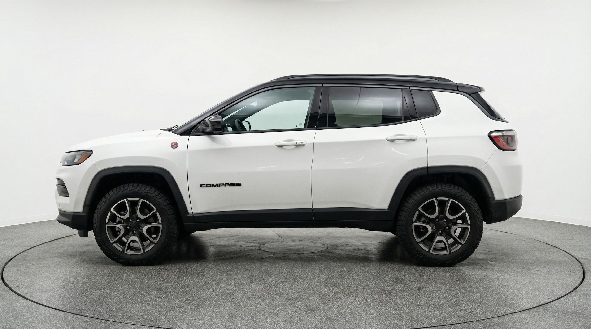 Thumbnail: 2025 Jeep Compass - 4