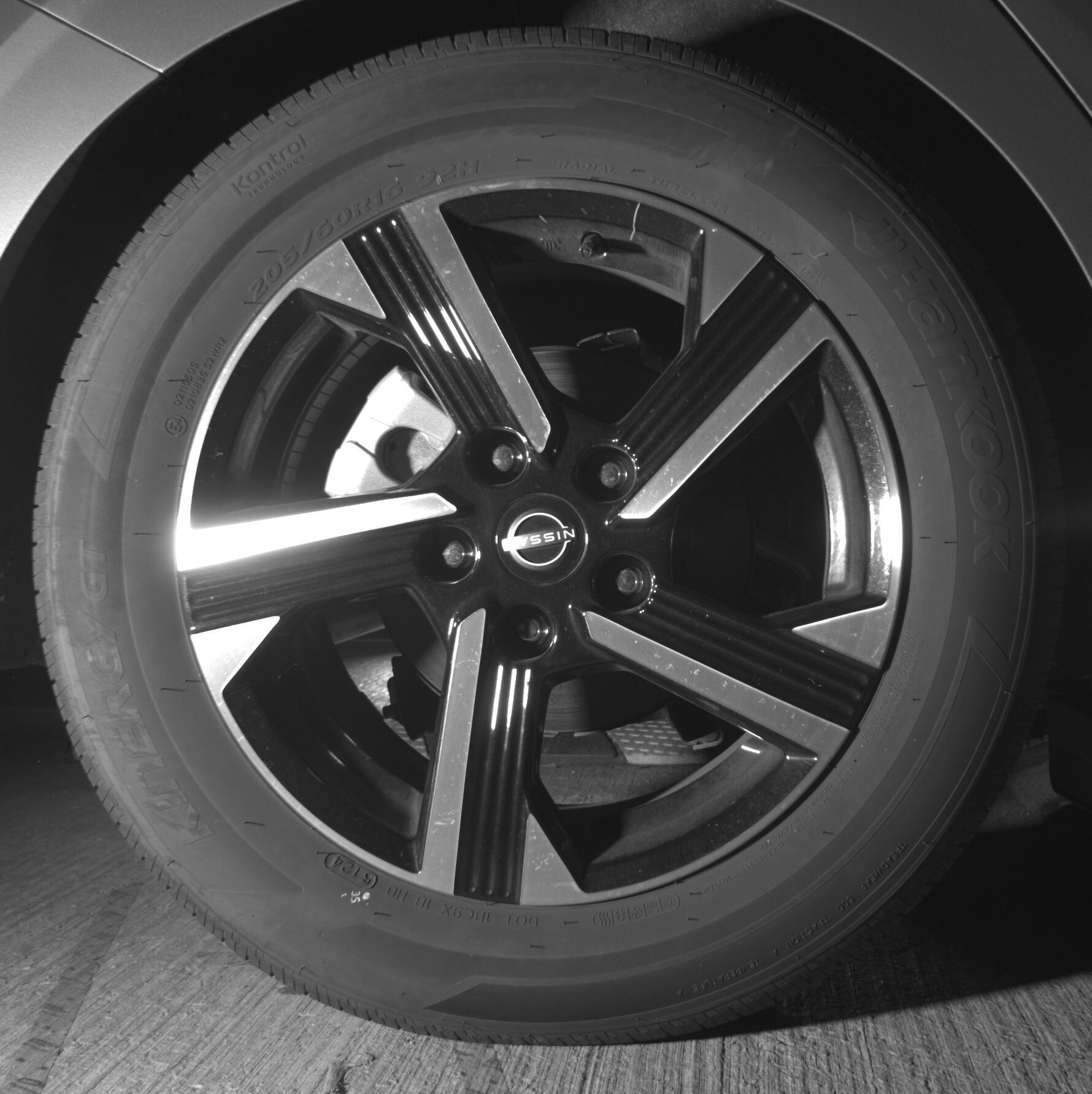 Thumbnail: 2025 Nissan Sentra - 12