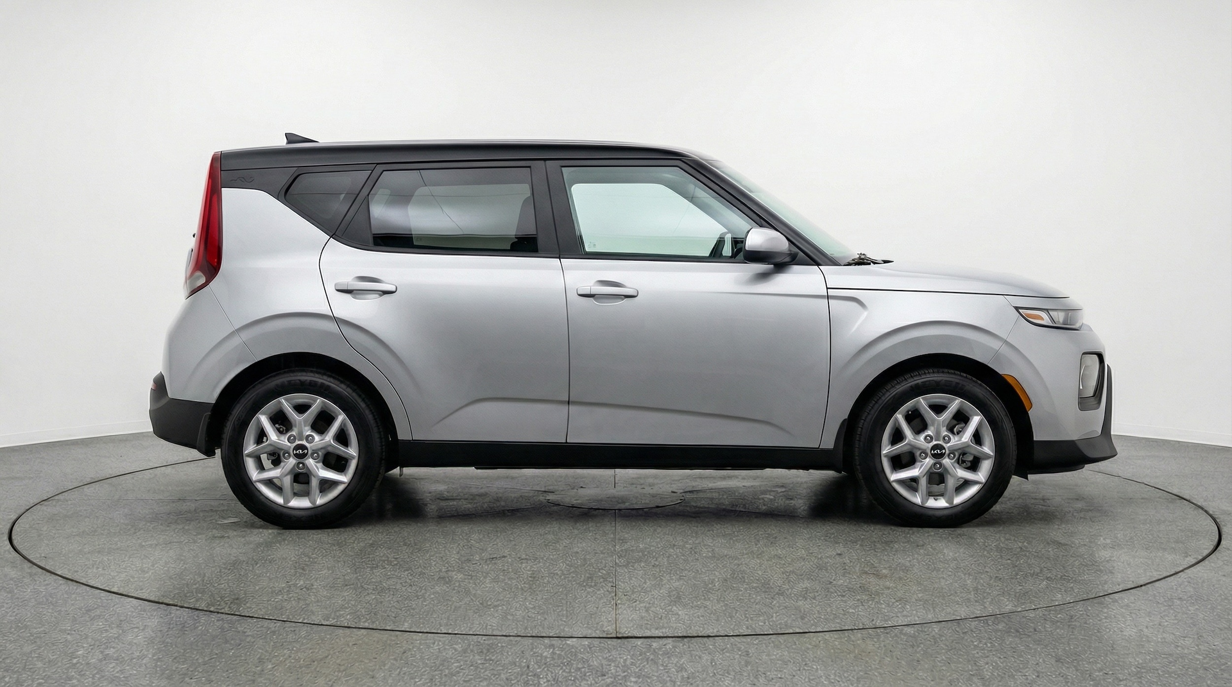 Thumbnail: 2025 Kia Soul - 8