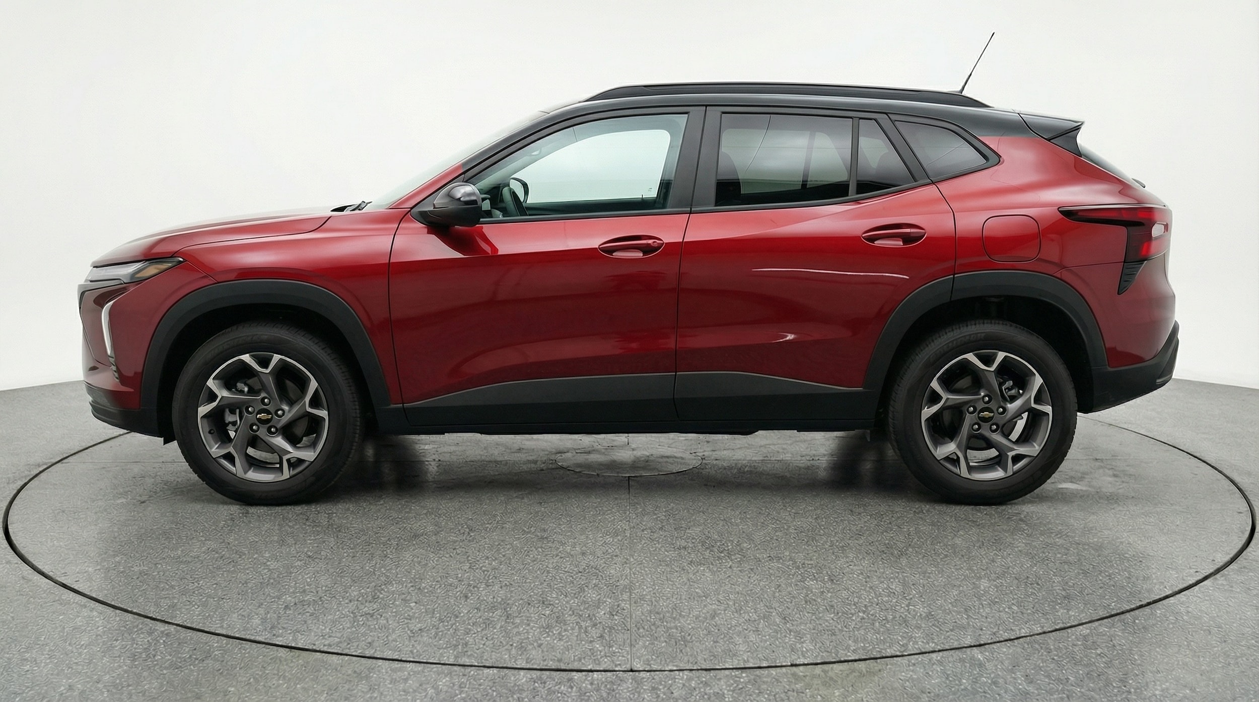 Thumbnail: 2025 Chevrolet Trax - 4