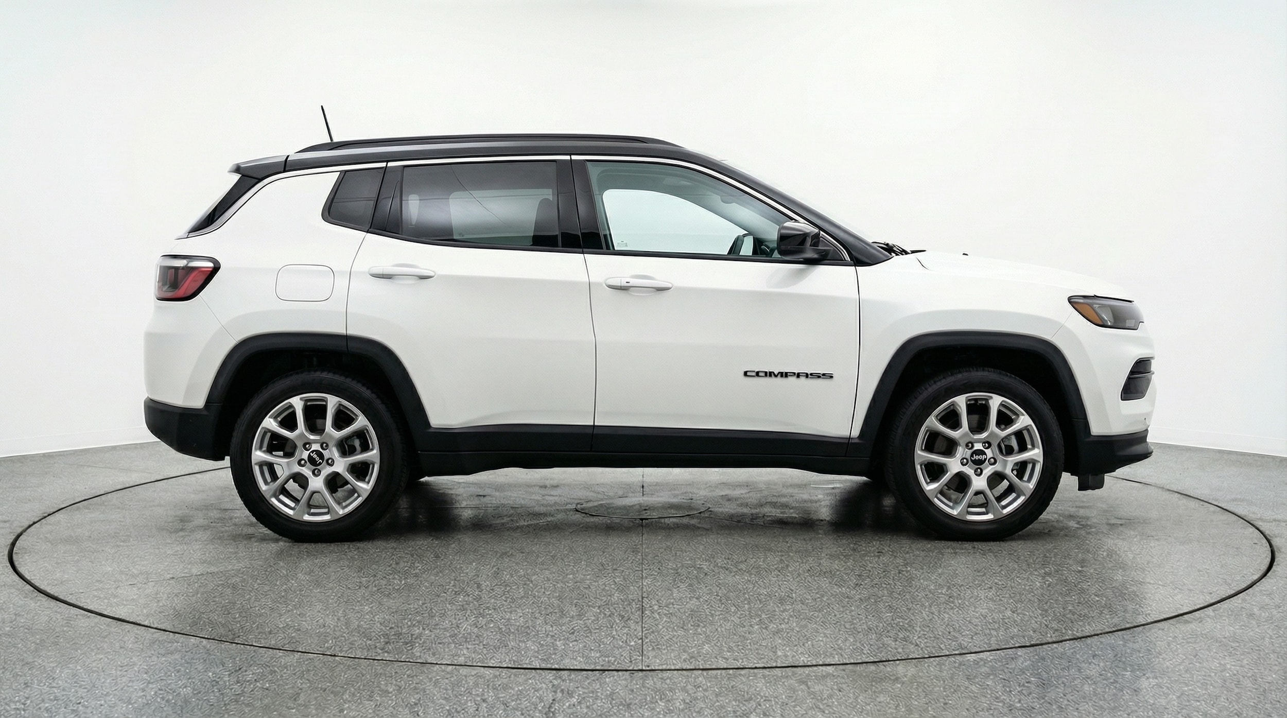 Thumbnail: 2025 Jeep Compass - 8