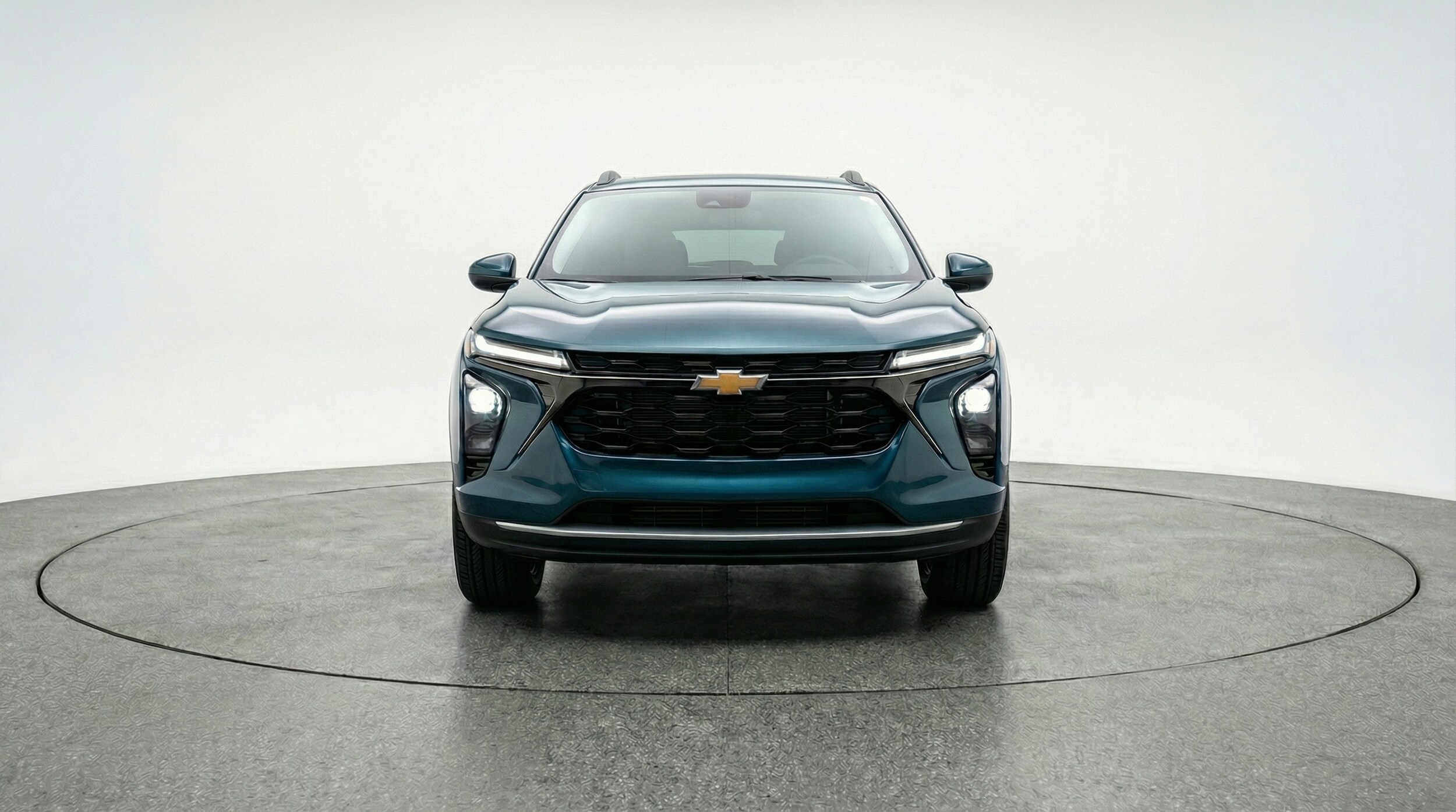 Thumbnail: 2025 Chevrolet Trax - 2