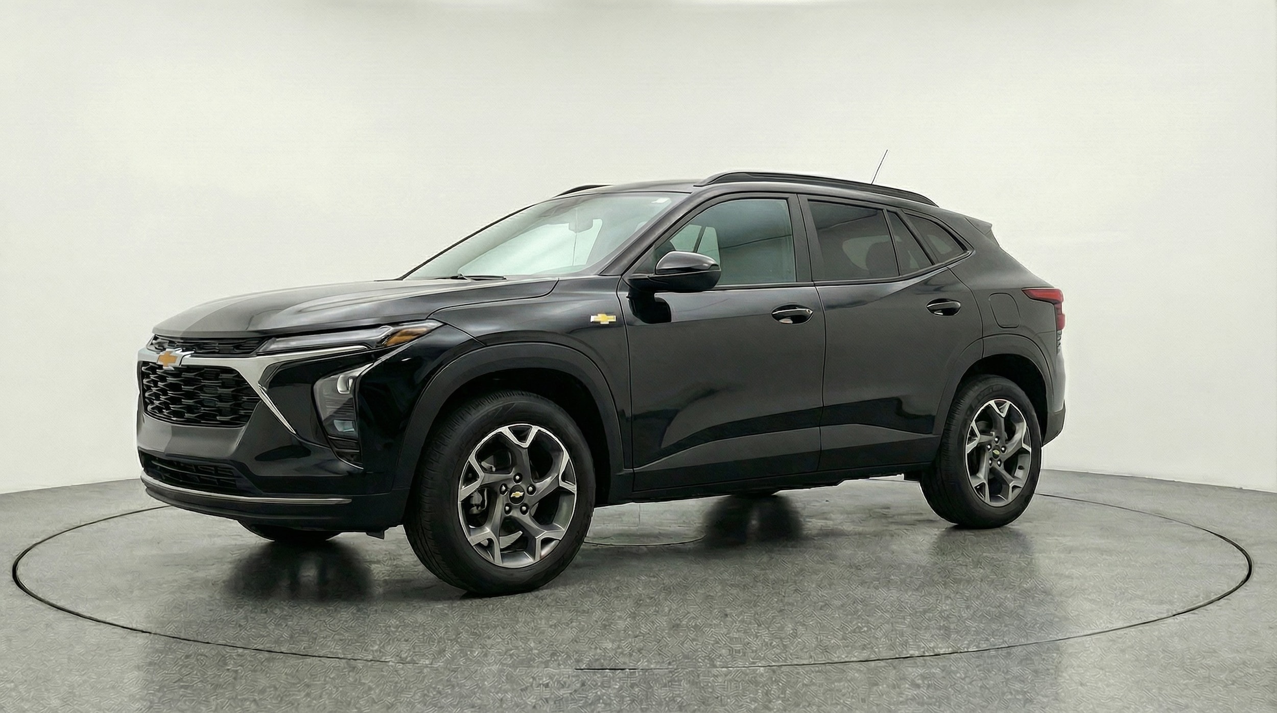 Thumbnail: 2025 Chevrolet Trax - 1