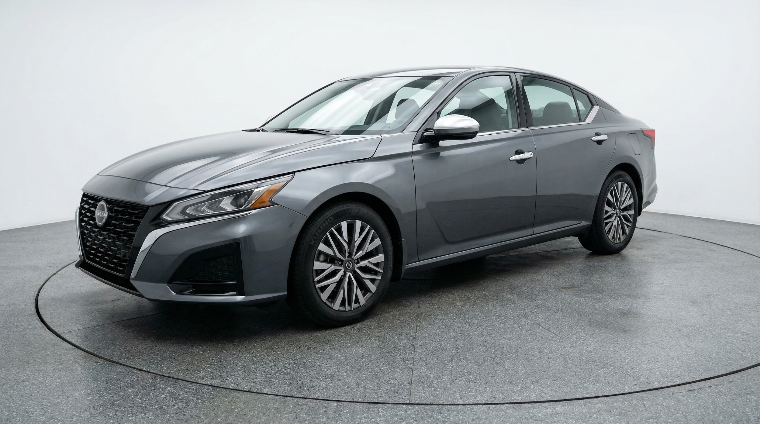 Thumbnail: 2025 Nissan Altima - 3