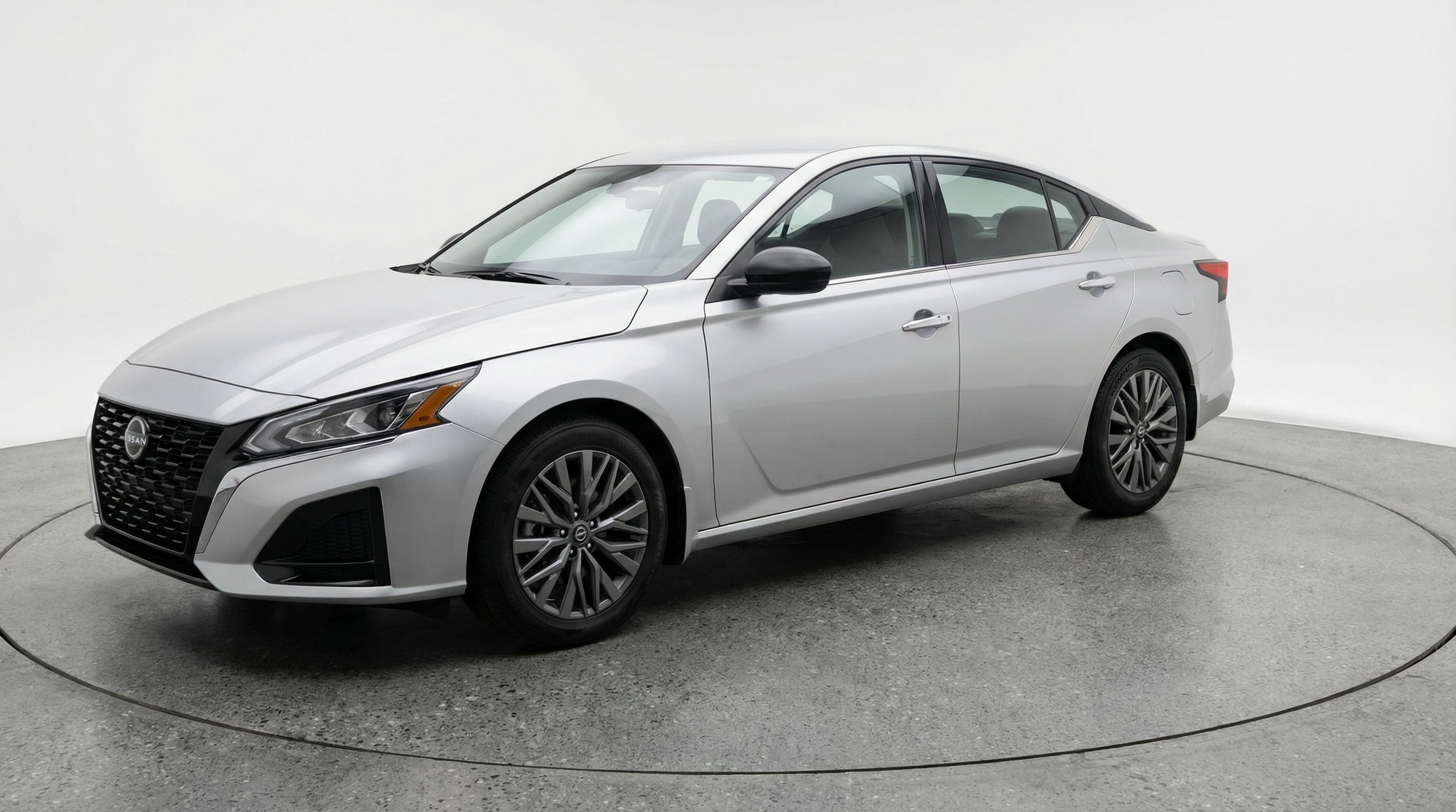 Thumbnail: 2025 Nissan Altima - 3