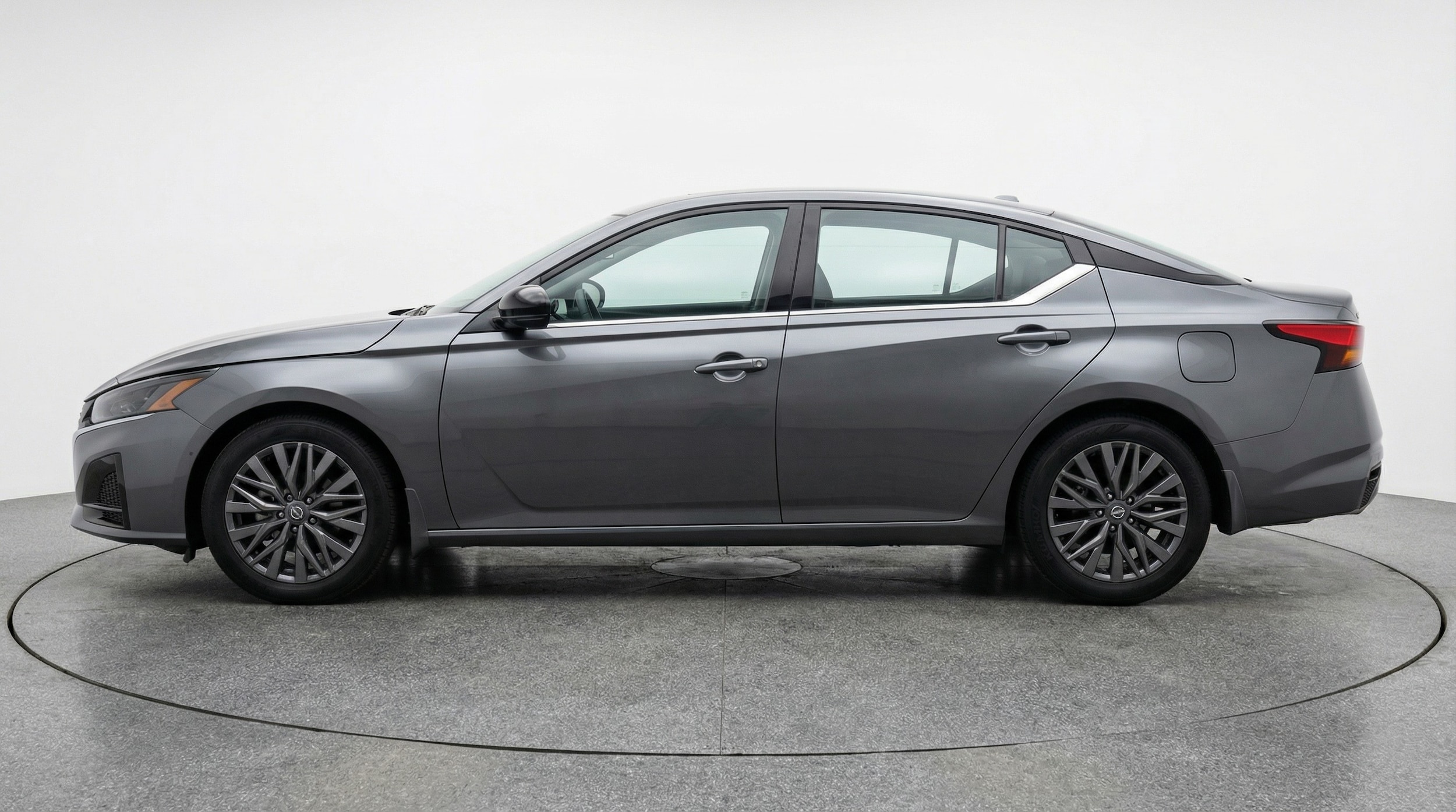 Thumbnail: 2025 Nissan Altima - 4
