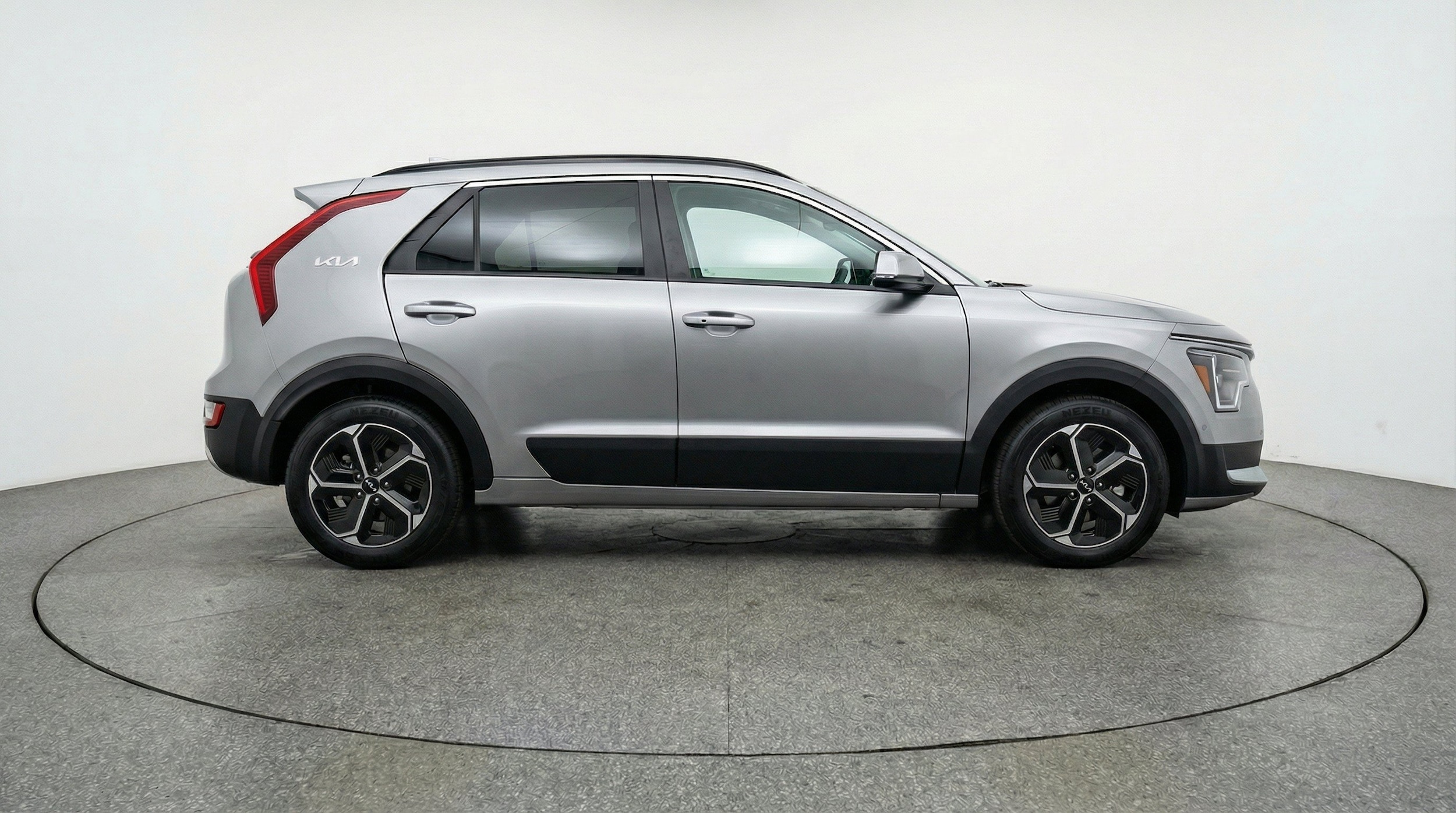 Thumbnail: 2026 Kia Niro - 11