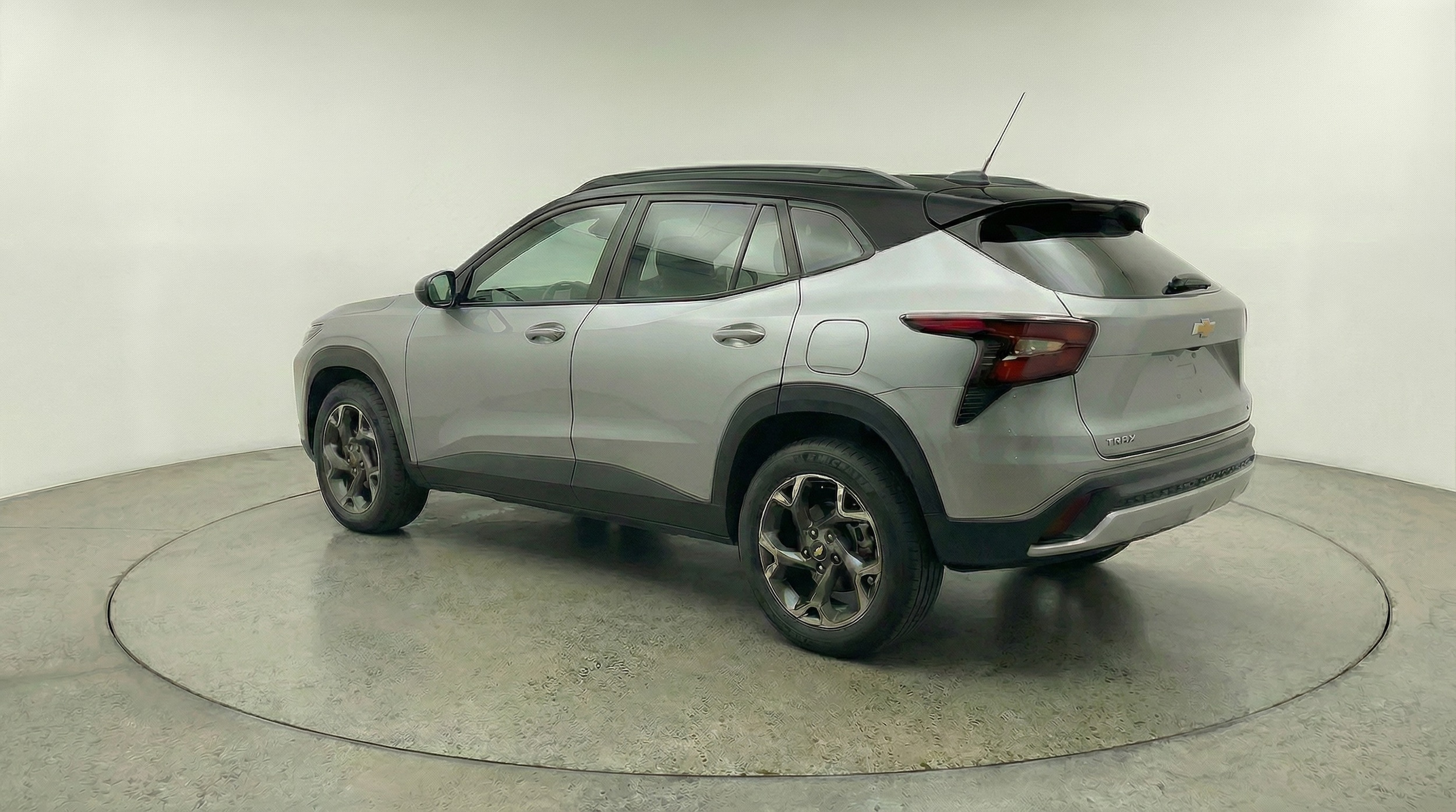 Thumbnail: 2025 Chevrolet Trax - 5