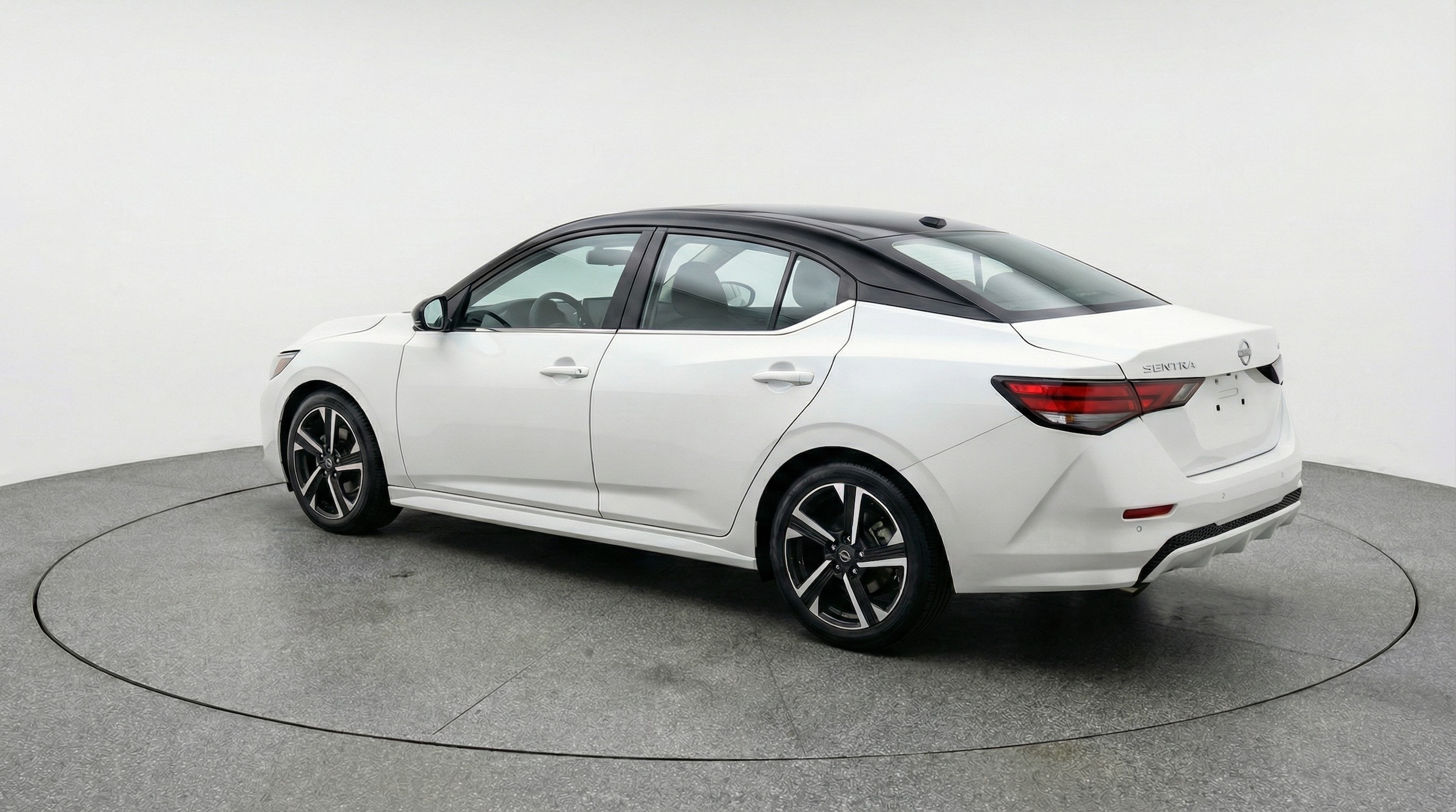 Thumbnail: 2025 Nissan Sentra - 5
