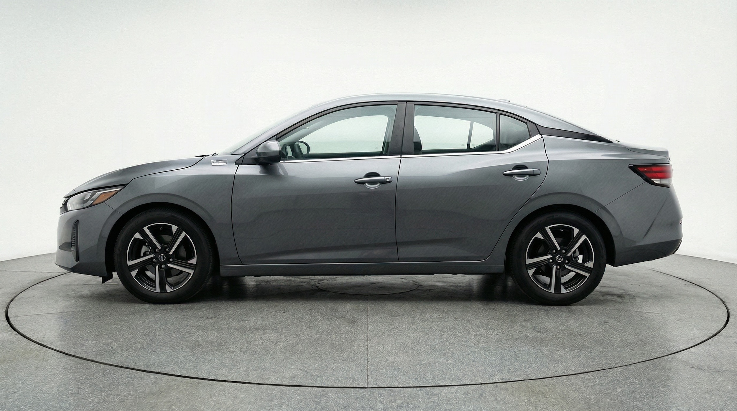 Thumbnail: 2025 Nissan Sentra - 4