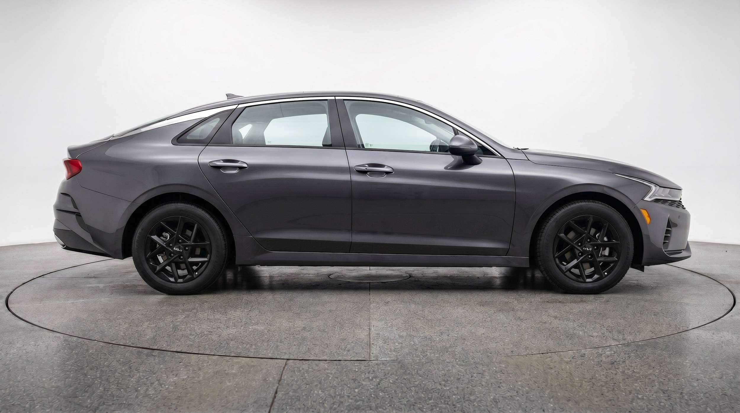 Thumbnail: 2025 Kia K5 - 11