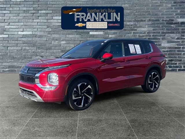 2023 Mitsubishi Outlander SEL