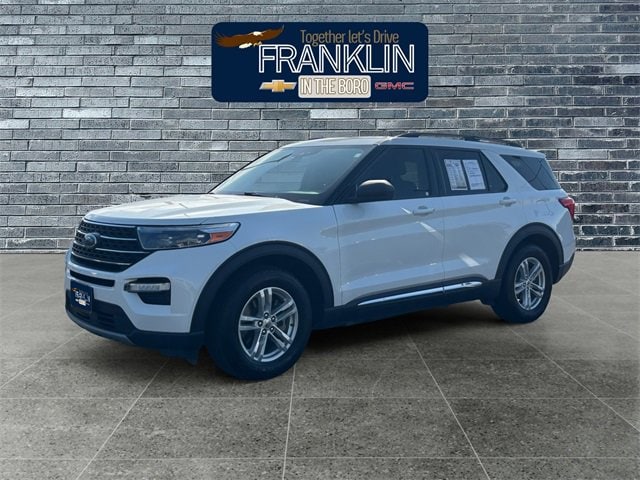2022 Ford Explorer XLT's photo