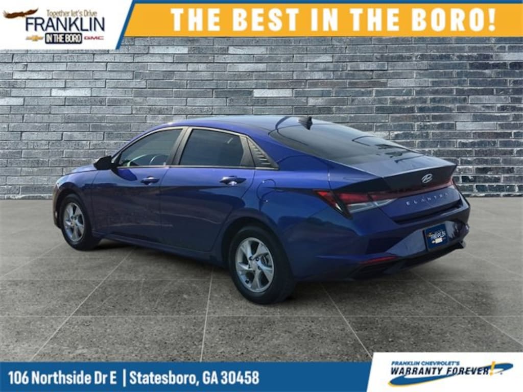 Used 2023 Hyundai Elantra SE Sedan
