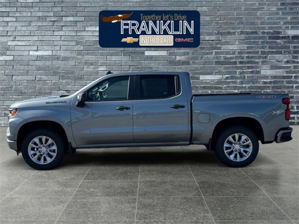 New 2026 Chevrolet Silverado 1500 Custom Truck