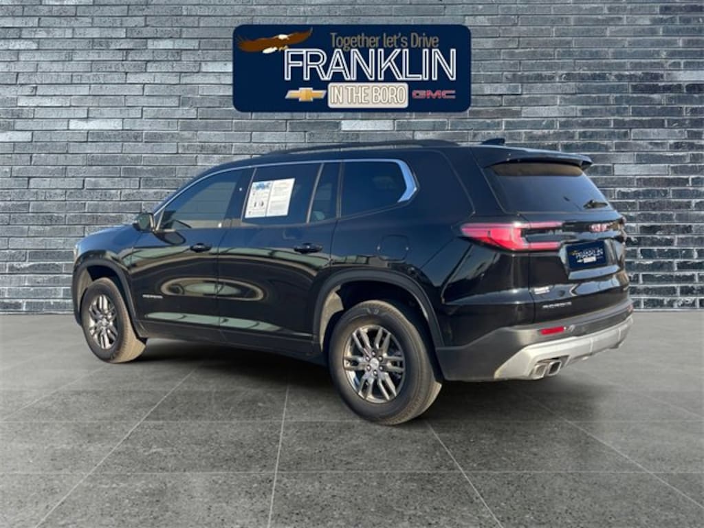 Used 2025 GMC Acadia Elevation SUV