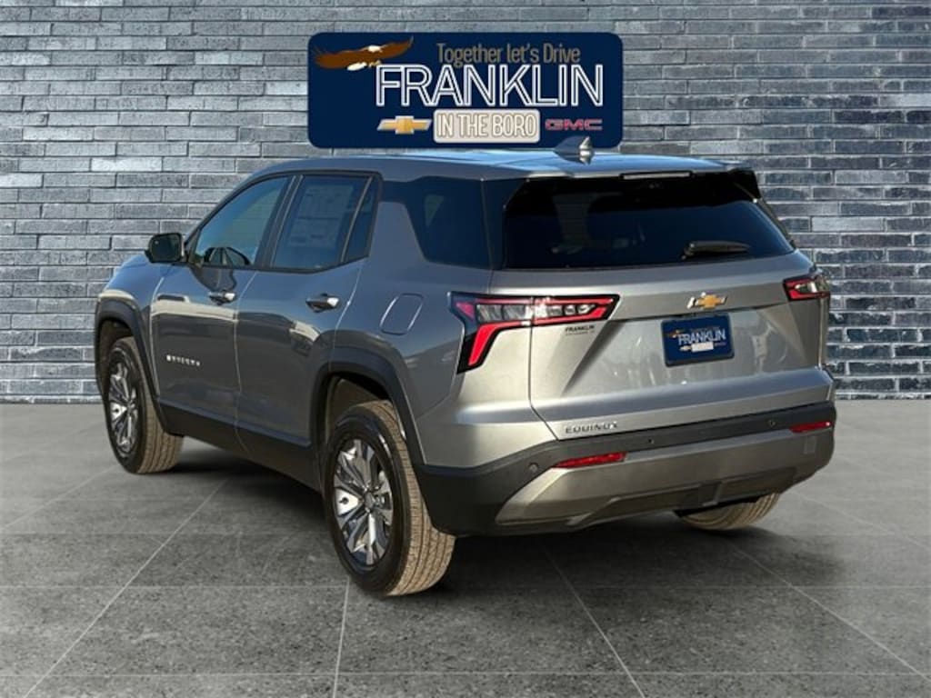 New 2026 Chevrolet Equinox LT SUV