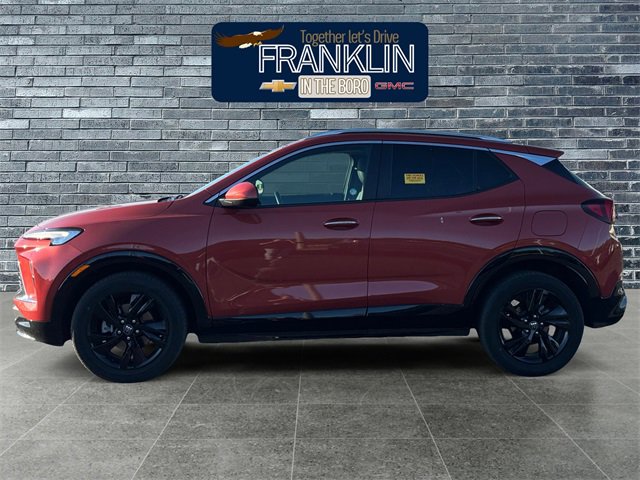 2024 Buick Encore GX Sport Touring photo 2