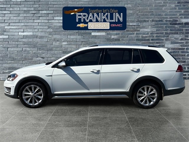 Used 2017 Volkswagen Golf Alltrack Alltrack S with VIN 3VWH17AU9HM503915 for sale in Statesboro, GA