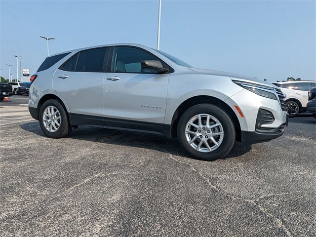 Used 2022 Chevrolet Equinox LS with VIN 3GNAXSEV0NS155574 for sale in Statesboro, GA