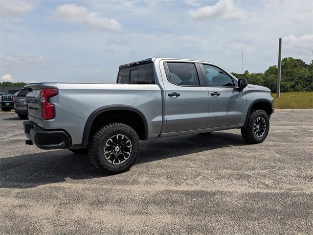 2024 Chevrolet Silverado 1500 ZR2 photo 4