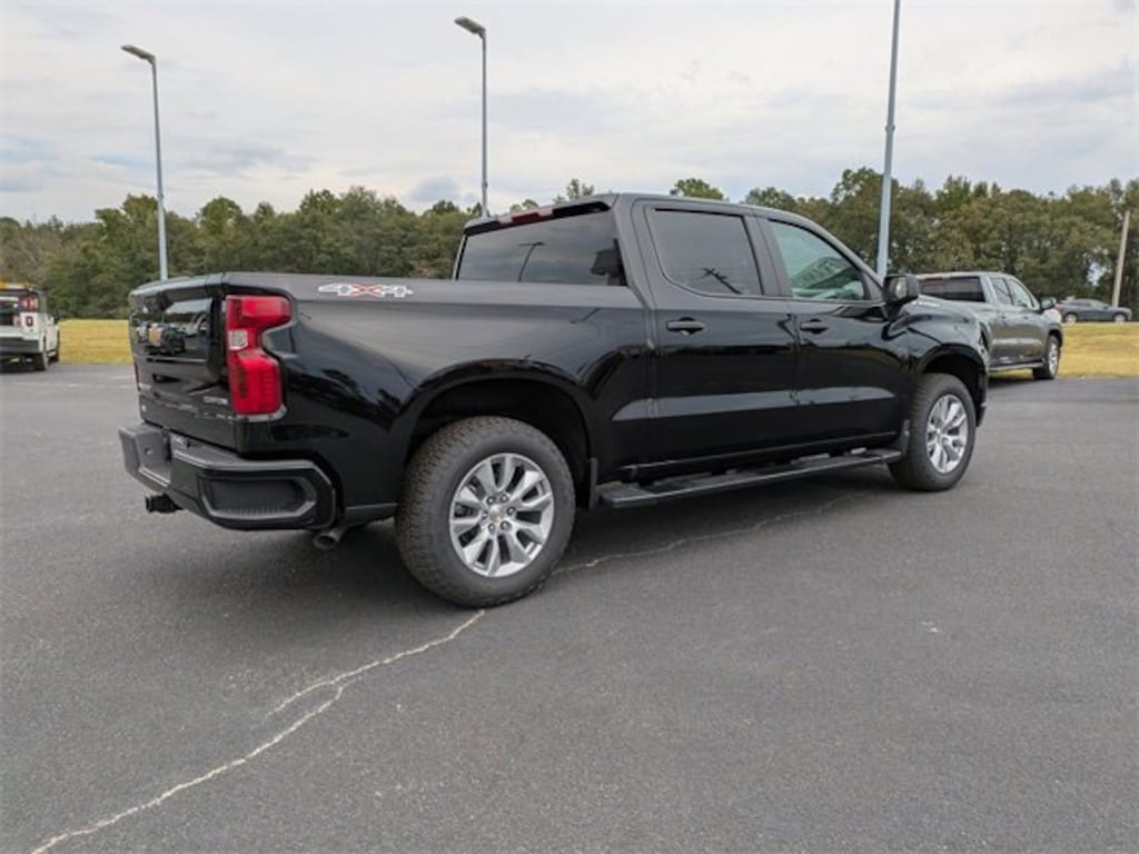 New 2026 Chevrolet Silverado 1500 Custom Truck