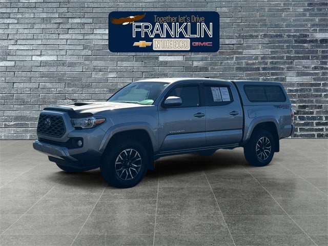 2020 Toyota Tacoma SR5's photo