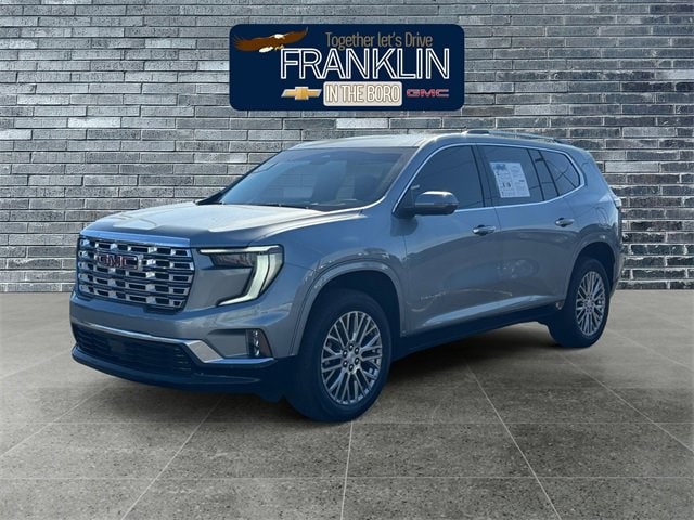 2025 GMC Acadia Denali's photo
