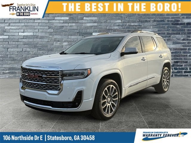 2023 GMC Acadia Denali's photo