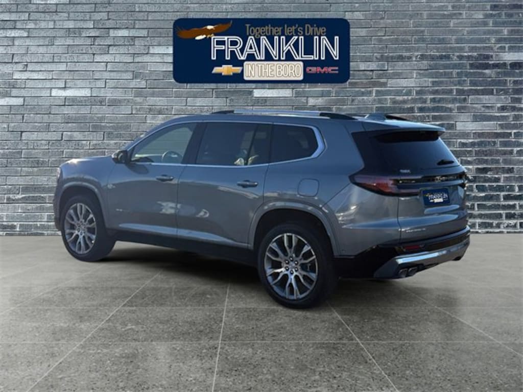 New 2026 GMC Acadia Denali SUV