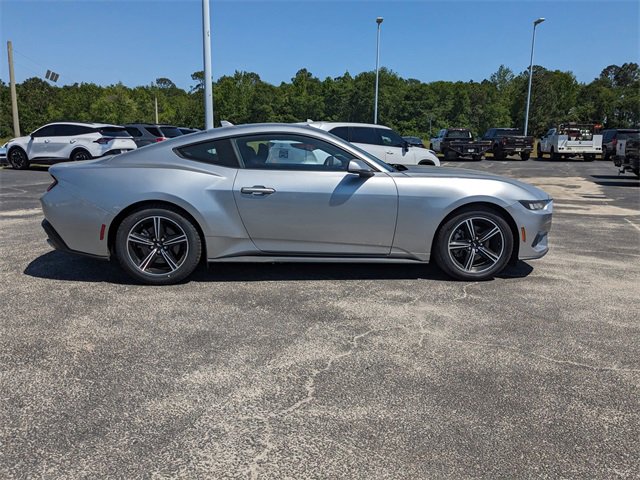2024 Ford Mustang EcoBoost photo 3